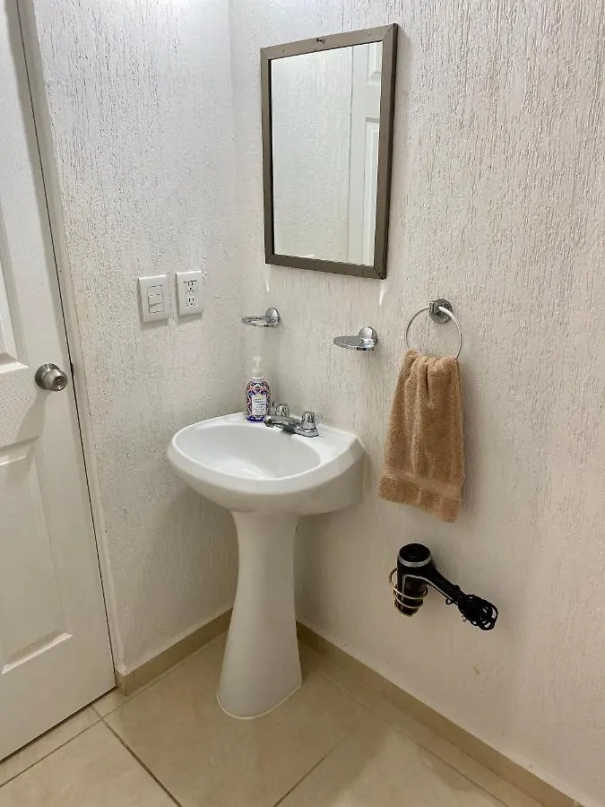 Casa Nueva Con 3 Recamaras Y A Un Lado De Alberca Apartment Cancun
