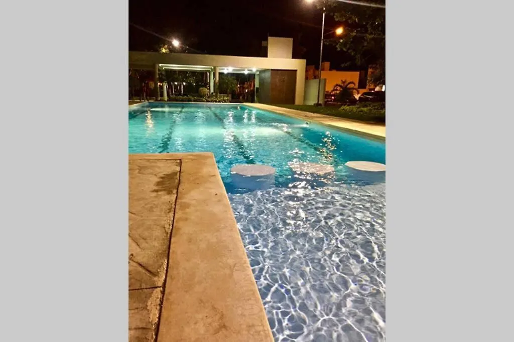 Apartamento Casa nueva con 3 recamaras y a un lado de alberca Cancún